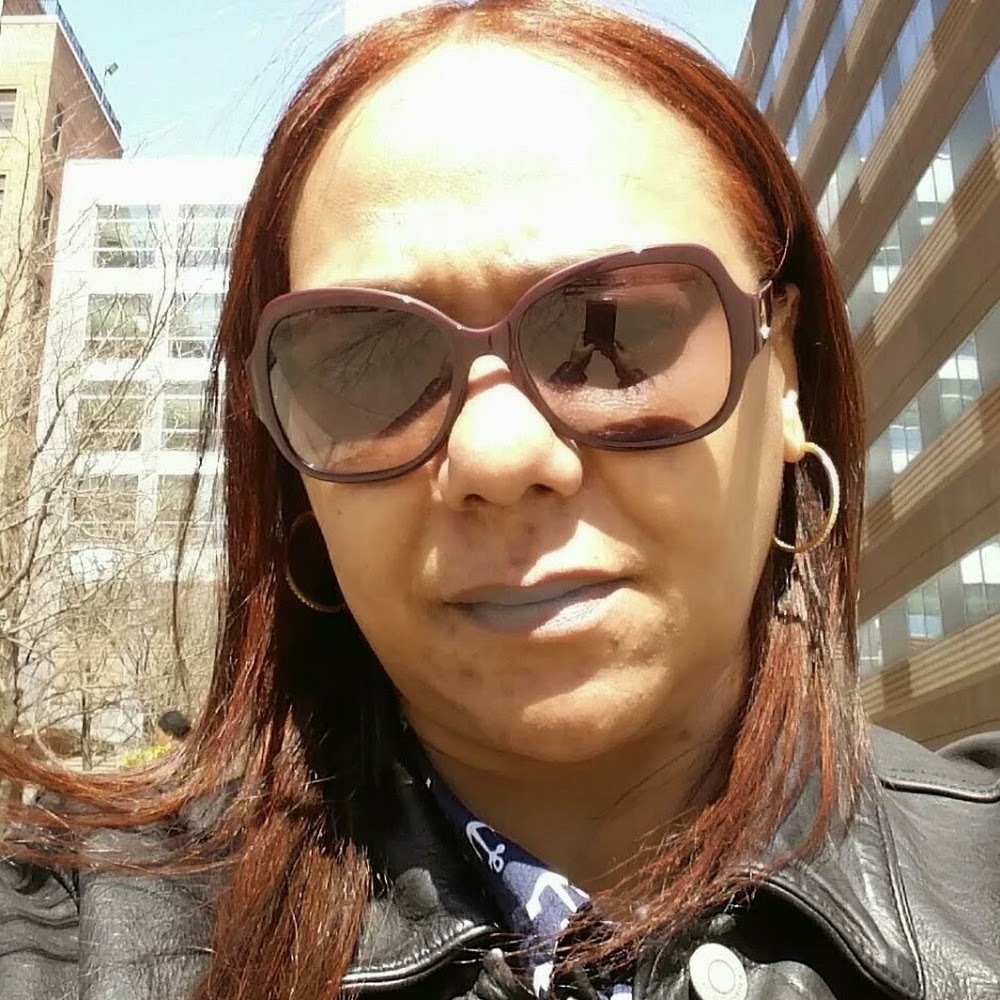 Meet your Posher, Sophia